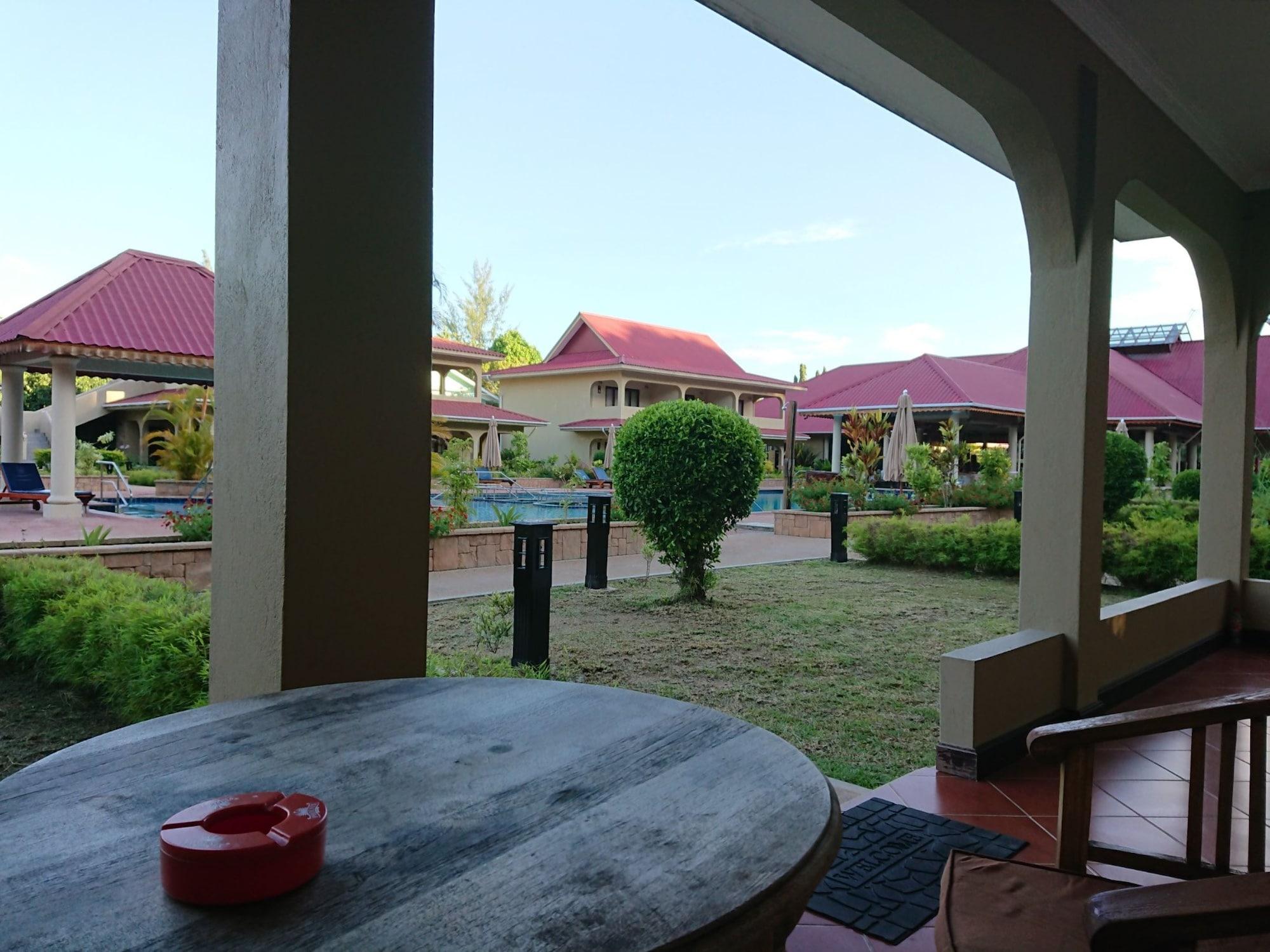 Oasis Hotel Restaurant & Spa Grand Anse (Praslin) Exterior foto